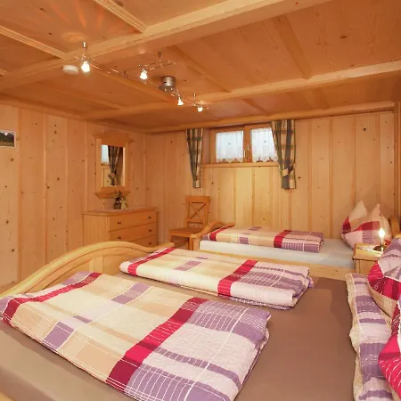 Chalet Ravishing Chalet Near Tyrol Near Ski Area