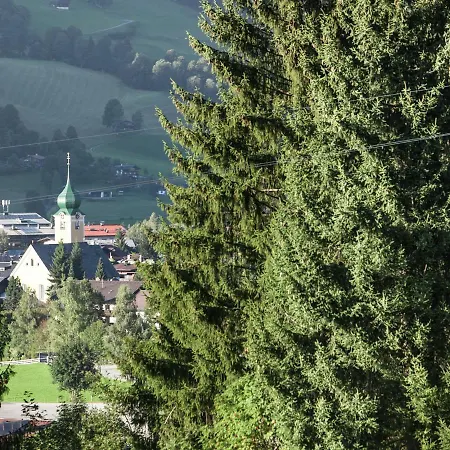 Ravishing Chalet Near Tyrol Near Ski Area בקתה ווסטנדורף